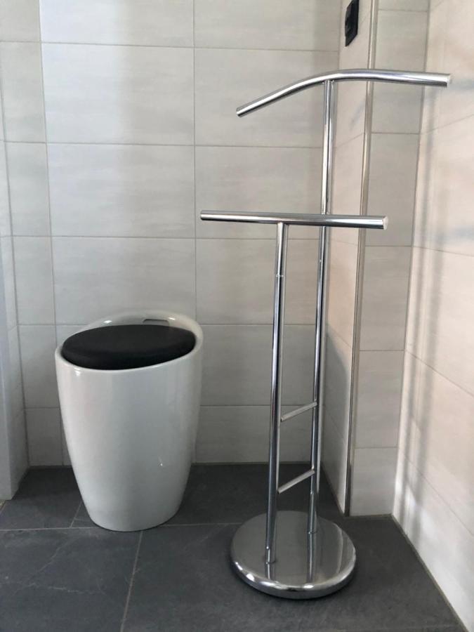 Body Kult Loft - Modernes Appartement Mit 2 Separaten Schlafzimmern 茨维考 外观 照片